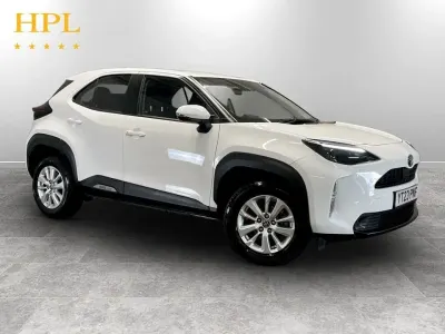 Używany Toyota Yaris Hybrid 116 KM (85 kW) 2023 Biały SUV
