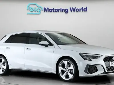 Used Audi A3 Sportback S-Line 110 HP (80 kW) 2022 White Hatchback
