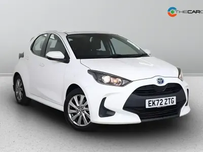 Second-hand Toyota Yaris Hybrid 116 CP (85 kW) 2022 Alb Hatchback