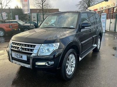 Used Mitsubishi Shogun 188 HP (138 kW) 2015 Black SUV