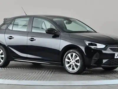 Used Vauxhall Corsa Design Edition 101 HP (74 kW) 2023 Black Hatchback