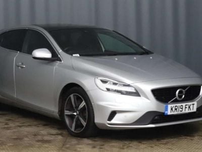 Used 2019 Volvo V40 R-Design Hatchback | £9,820 (Fair price)