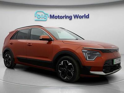 Orange Used 2023 Kia Niro SUV | £19,300 (Fair price)