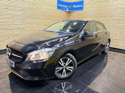 Begagnad Mercedes A160 SE 102 HK (75 kW) 2017 Svart Halvkombi