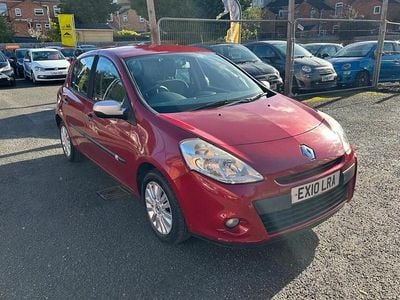 Red Used 2010 Renault Clio II Hatchback | £1,995 (Fair price)