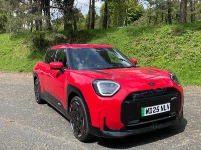 Usado Mini Cooper 186 kW (254 CV) 2025 Rojo Utilitario
