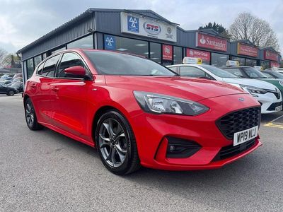 Usado Ford Focus ST-Line 125 HP (91 kW) 2019 Vermelho Citadino