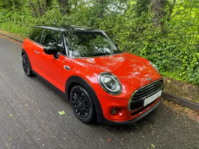 Używany Mini Cooper Classic 2019 Pomarańczowy Hatchback