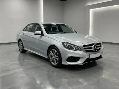 Begagnad Mercedes E220 SE 2014 Silver Sedan