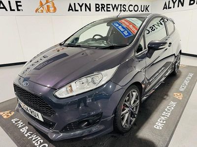 Grey Used 2014 Ford Fiesta Zetec Hatchback | £4,499 (Fair price)