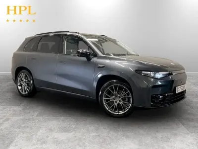 Usado Leapmotor C10 159 kW (217 HP) 2025 Cinzento SUV