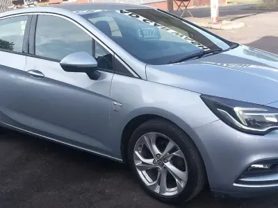 Used Vauxhall Astra SRi 2016 Silver Hatchback