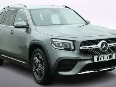 Begagnad Mercedes GLB200 AMG Line Premium 163 HK (119 kW) 2022 Grå SUV