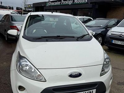 Used Ford Ka Zetec 69 HP (50 kW) 2013 White Hatchback