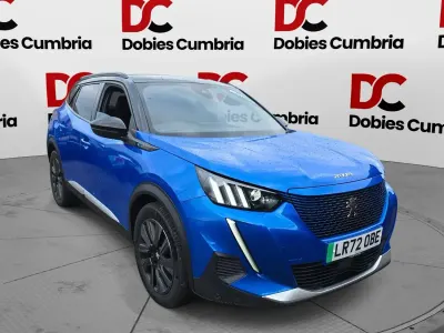 Używany Peugeot 2008 Premium 100 kW (136 KM) 2022 Niebieski SUV