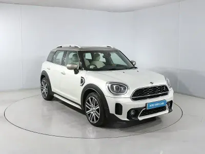 Używany Mini Cooper S Exclusive 2022 Srebrny Hatchback