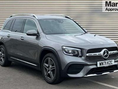 Mercedes GLB220