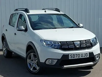 Used Dacia Sandero Essentiel 90 HP (66 kW) 2020 White Hatchback