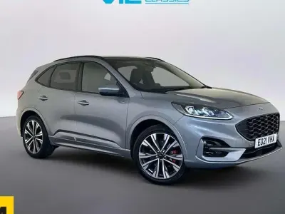 Usado Ford Kuga ST-Line X 224 HP (164 kW) 2020 Prateado SUV