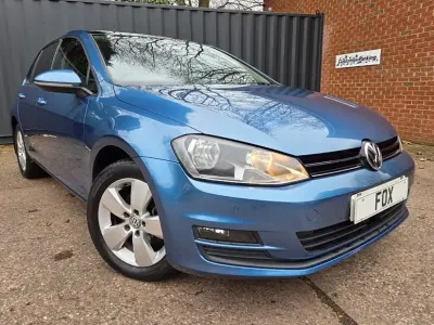 Used VW Golf VII Match 122 HP (89 kW) 2014 Blue Hatchback