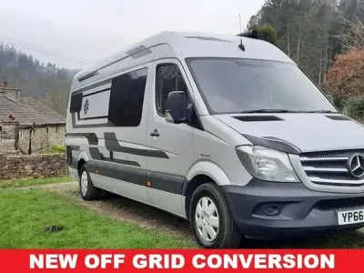 Usado Mercedes Sprinter 129 HP (94 kW) 2016 Prateado Van