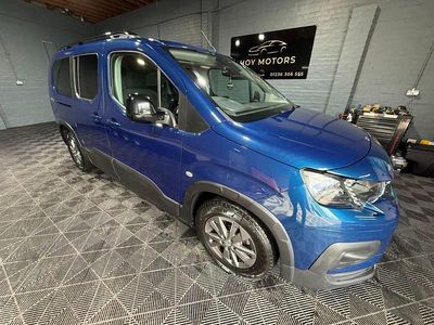 Second-hand Peugeot Rifter Allure Premium 2023 Albastru Monovolum