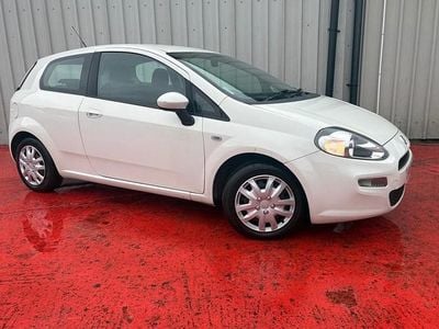 Used Fiat Punto Pop 2013 White Hatchback