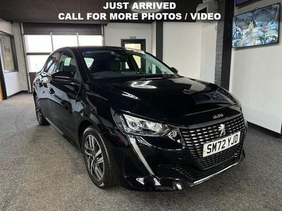 Second-hand Peugeot 208 Allure+ 100 CP (73 kW) 2023 Negru Hatchback