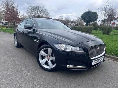 Second-hand Jaguar XF Portfolio 2016 Negru Berlinǎ