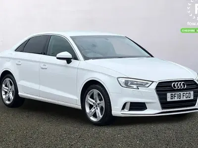Usado Audi A3 Sport 116 HP (85 kW) 2018 Branco Sedan