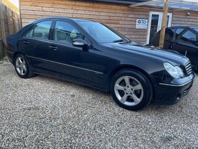 used Mercedes C220 C ClassCDI Avantgarde SE 4dr Saloon