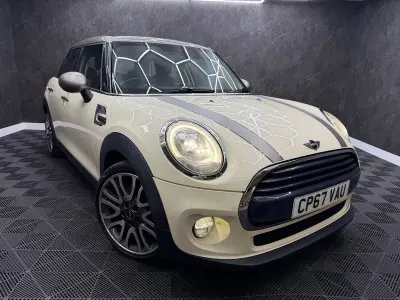 Used Mini Cooper Hatch 136 HP (100 kW) 2017 White Hatchback
