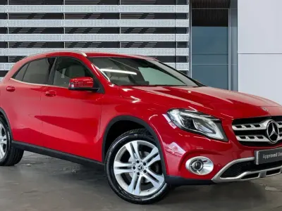 Usado Mercedes GLA200 Premium 136 HP (100 kW) 2018 SUV