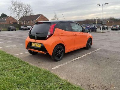 Used Toyota Aygo X-cite 72 HP (52 kW) 2020 Orange Hatchback