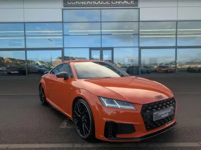 Usado Audi TT Black Edition 245 HP (180 kW) 2021 Laranja Coupé