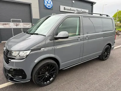 Second-hand VW Transporter Highline 2022 Gri Van