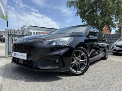 Used Ford Focus ST-Line 120 HP (88 kW) 2018 Black Hatchback