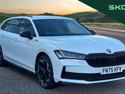 Used Skoda Superb SportLine 204 HP (150 kW) 2025 White Estate