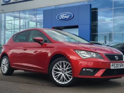 Używany Seat Leon SE Dynamic 130 KM (95 kW) 2020 Czerwony Hatchback
