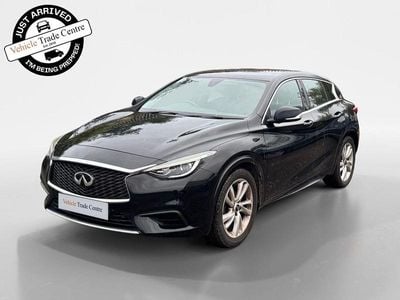 Infiniti Q30