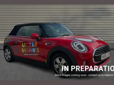 Usado Mini Cooper Cabriolet Classic 134 HP (98 kW) 2018 Vermelho Cabrios
