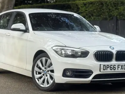 Usado BMW 120 Sport Line 2016 Blanco Utilitario