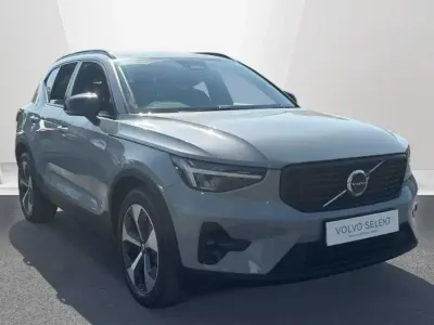 Used Volvo XC40 Plus 197 HP (144 kW) 2025 Vapour grey SUV