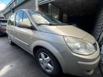 Used Renault Scénic Extreme 2007 Gold MPV