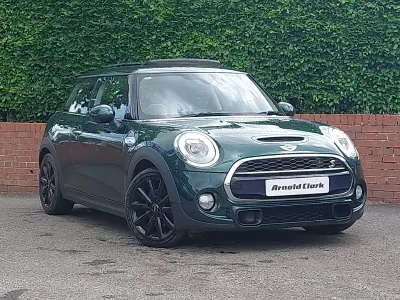 Used Mini Cooper S 192 HP (141 kW) 2017 Green Hatchback