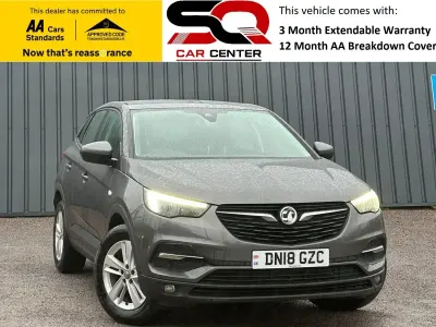 Używany Vauxhall Grandland X S 130 KM (95 kW) 2018 Szary SUV