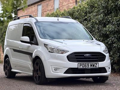 Used Ford Transit Connect 100 HP (73 kW) 2019 White MPV
