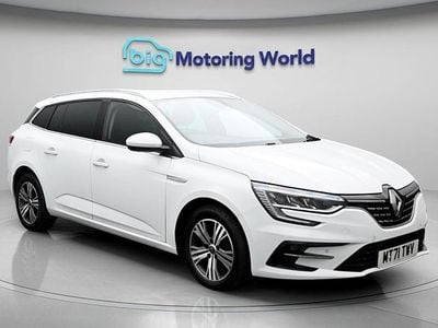 Usado Renault Mégane IV Iconic 114 HP (83 kW) 2022 Carrinha