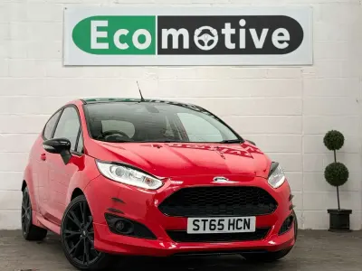 Used Ford Fiesta Zetec 140 HP (102 kW) 2015 Red Hatchback