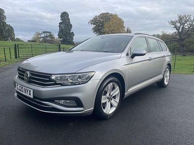 Used VW Passat SE 150 HP (110 kW) 2020 Silver Estate